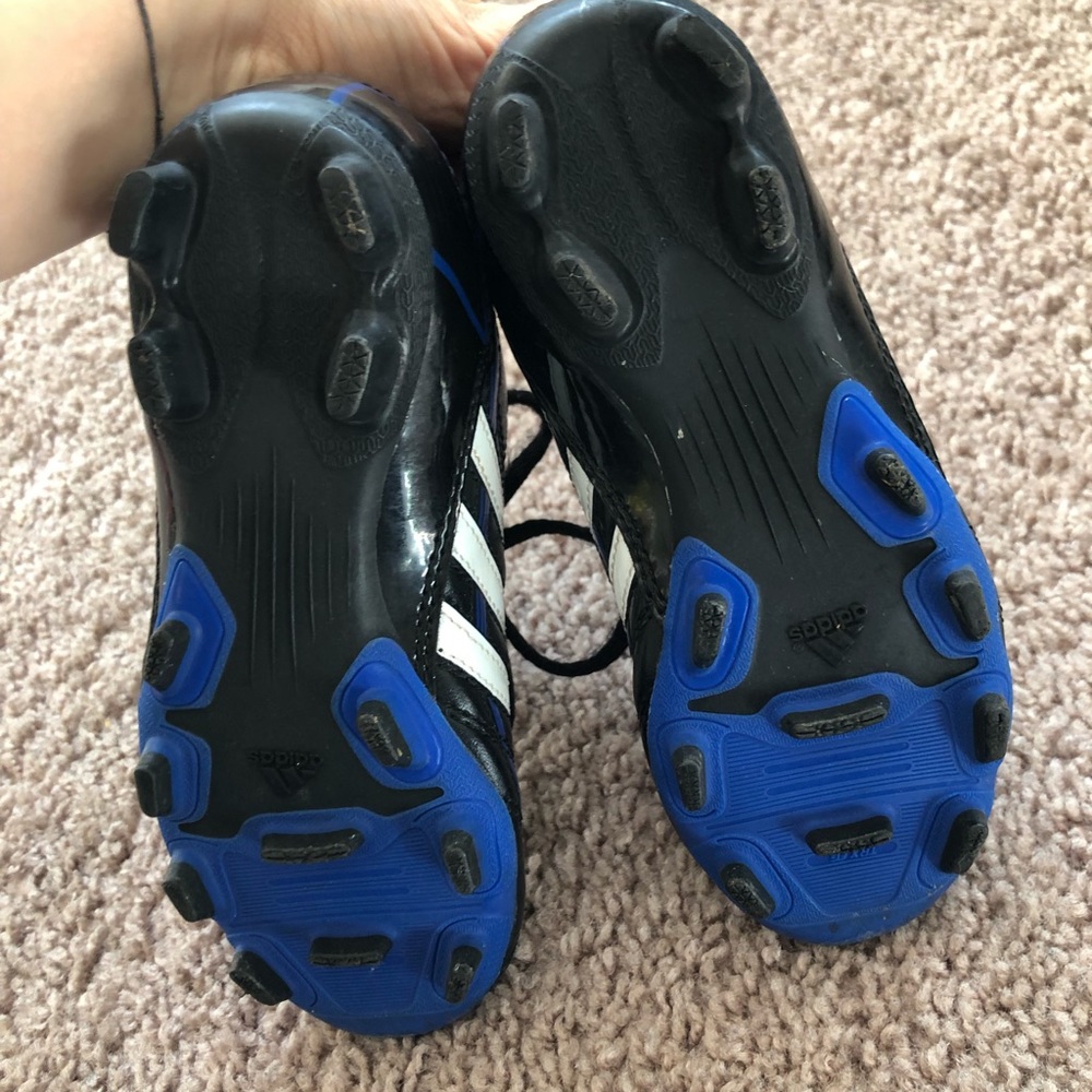 Adidas soccer shoes cleats - Picture 5 of 7